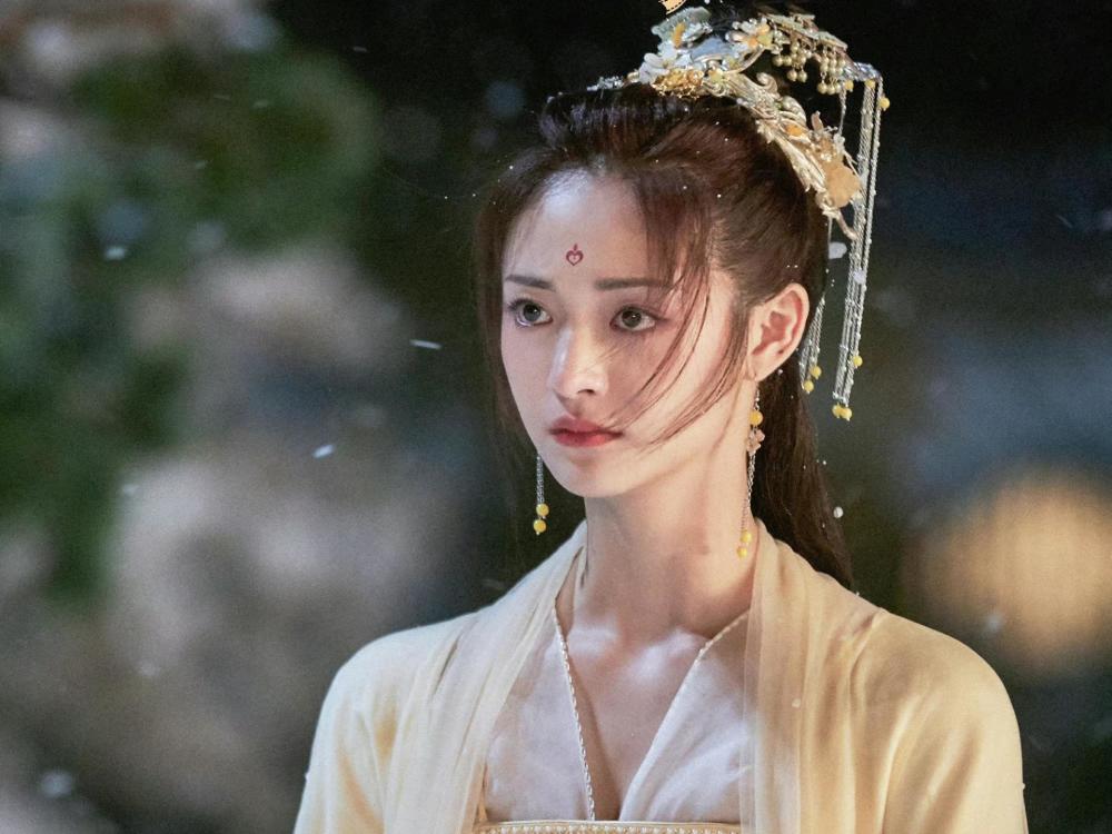 新晋古装美人周洁琼爱豆转行当演员无奈还是幸运
