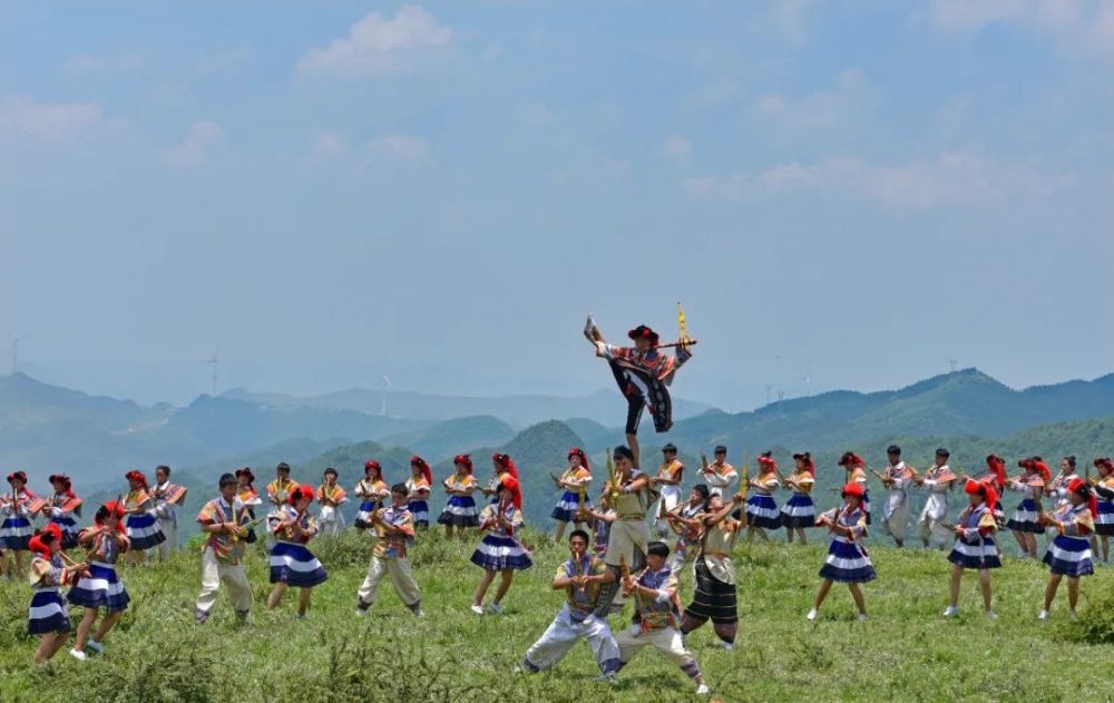 苗族滚山珠:穿越旧时光 炫彩新时代|非遗毕节_腾讯新闻