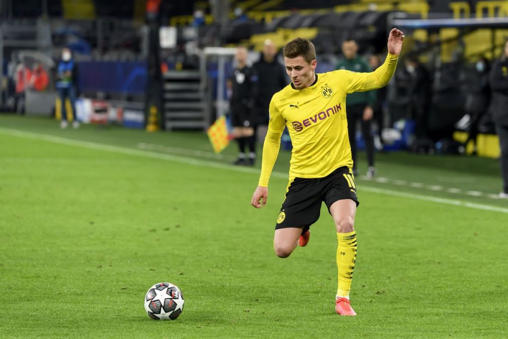 法媒:马德里竞技正在关注多特蒙德攻击手小阿扎尔_腾讯新闻