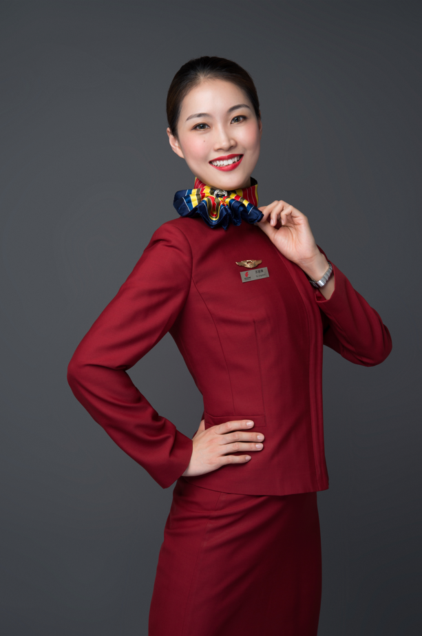 云南航空空姐服装图片