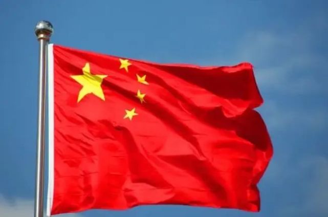 【富检普法】爱护国旗从我做起,侮辱国旗可获刑|中国国旗|五角星