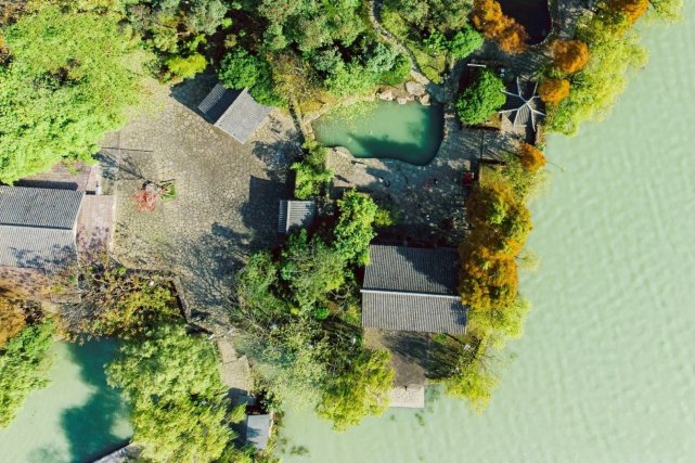 当代 61 陈振家《神仙》赋手六朝都莫问.