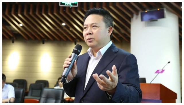 济南圣泉集团股份有限公司董事长他出生在章丘的一个普通农村家庭