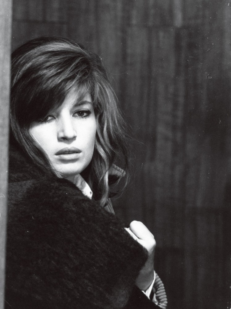 莫妮卡·维蒂:塑造现代困境的银幕女神_腾讯新闻