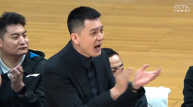 莫兰德11 3高效爆发,杨鸣拍手叫好,李春江郁闷_腾讯新闻