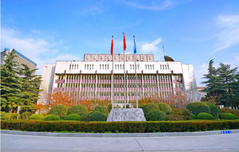 郑州大学医学院更名河医回来了