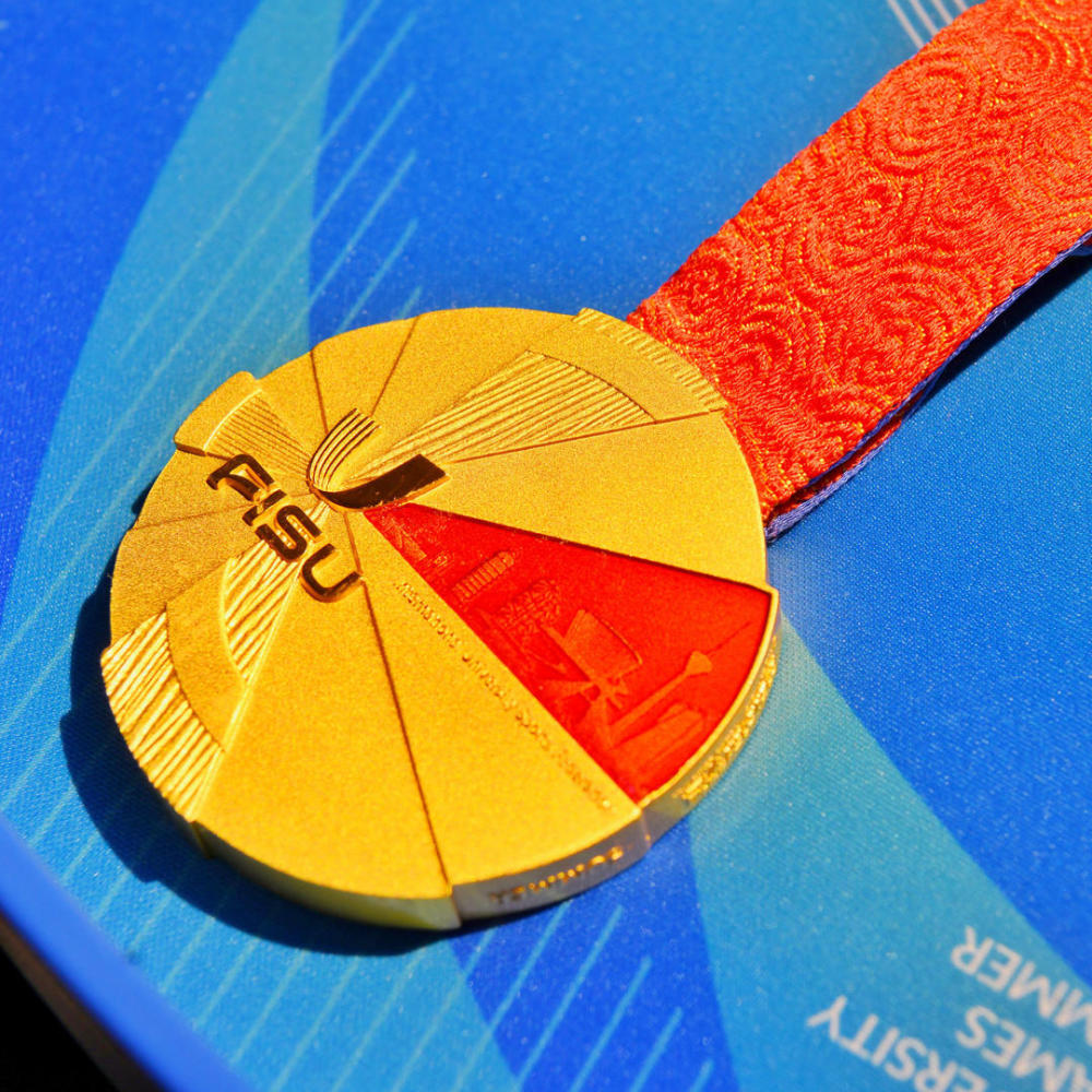 蓉光闪耀成都大运会奖牌颁奖系列物资全球首发