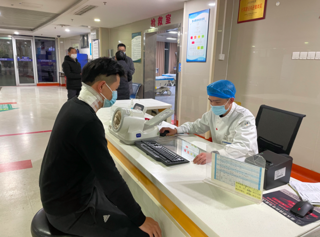 这个急诊护士不得了!自主开发智能化预检"分诊系统"