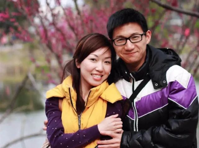 丈夫出差离开后,李丹阳决定,向科学知识求助,找到把睡渣变成睡霸的