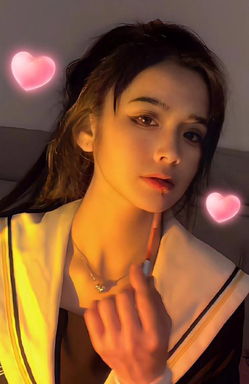 开始反转千万网红安妮退网风波发酵母亲控诉对方手机太精彩