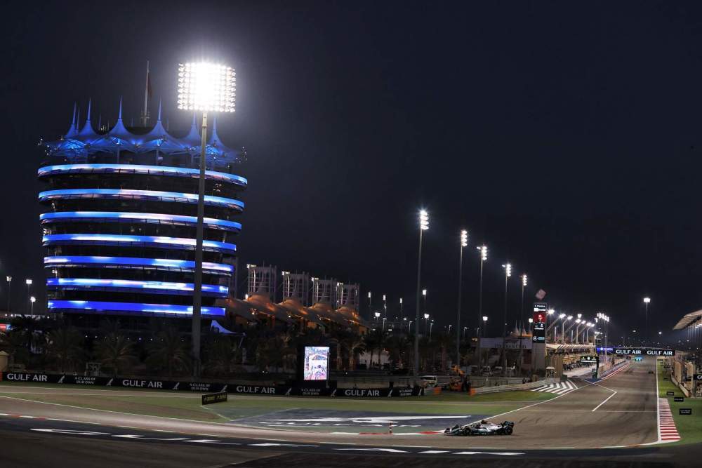 2022f1巴林站练习赛w13依旧受困于海豚跳