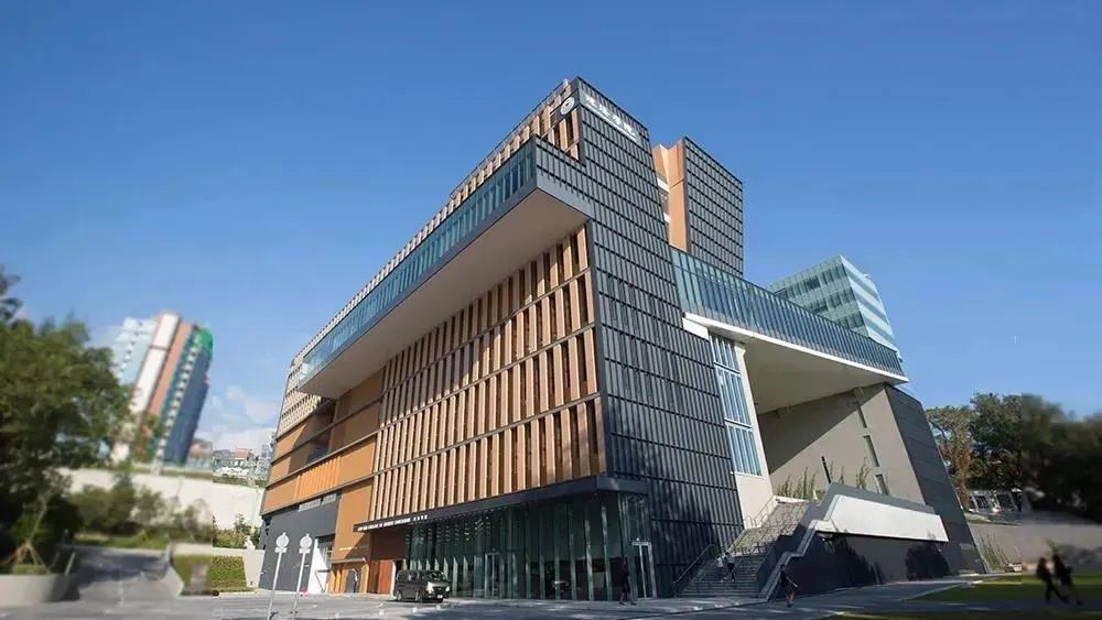 香港珠海学院新增热门硕士专业中文授课高学历香港身份一举两得