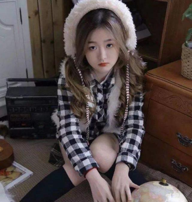 她假装富二代,明明家境一般,非要玩有钱人的游戏|变形计|陈思媛