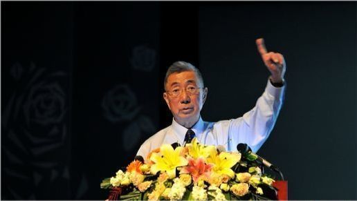 中国物理学家丁肇中在获得诺贝尔奖时被要求用英语演讲结果丁肇中妙语
