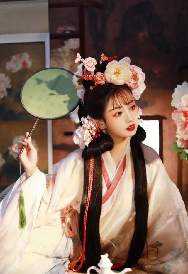 短篇:花间酒,人间月