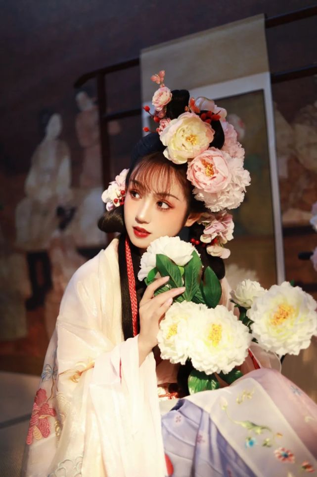 短篇:花间酒,人间月