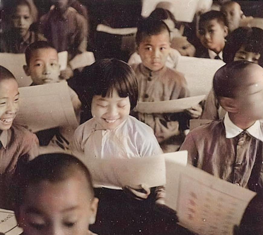 1941年6月，北京东城扶轮小学毕业典礼上的孩子们培训机构如何避免生源流失
