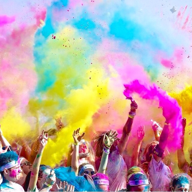 (来自:小留洋海外数学)三月十八日是洒红节,也叫"胡里节",英文是hlii