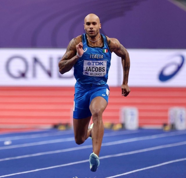 雅各布斯6秒41世锦赛夺金,科尔曼遗憾落败