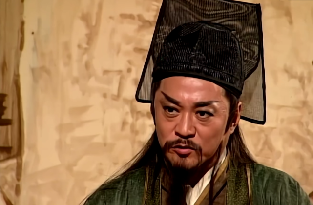 《笑傲江湖》华山派最大的罪人,不是岳不群,你知道是谁吗?