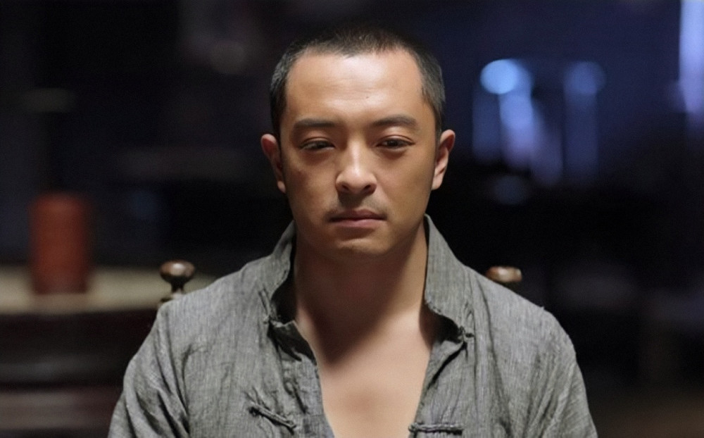 富大龙:结婚12年无子无女,一地鸡毛的生活,让离婚成定局_腾讯新闻