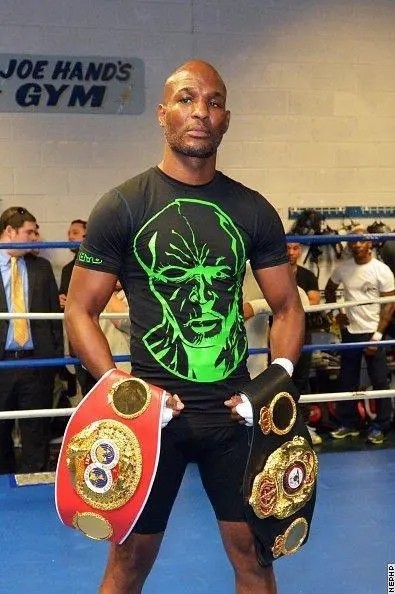 独孤求败究竟谁能击败阿瓦雷兹拳击名宿只有沃德可以做到