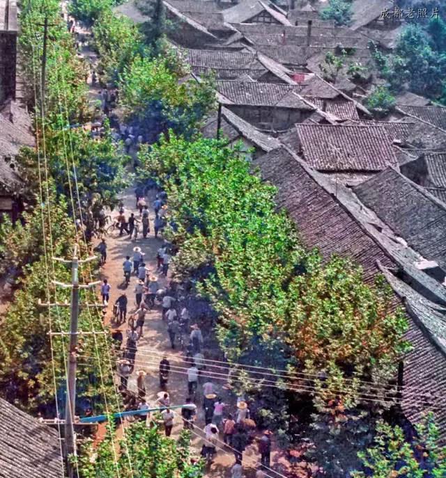 老照片:昔日的四川彭州,那时的这里还叫彭县