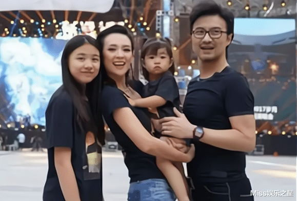 汪峰带女儿做亲子鉴定,章子怡被指容不下继女|齐丹|葛荟婕|汪峰