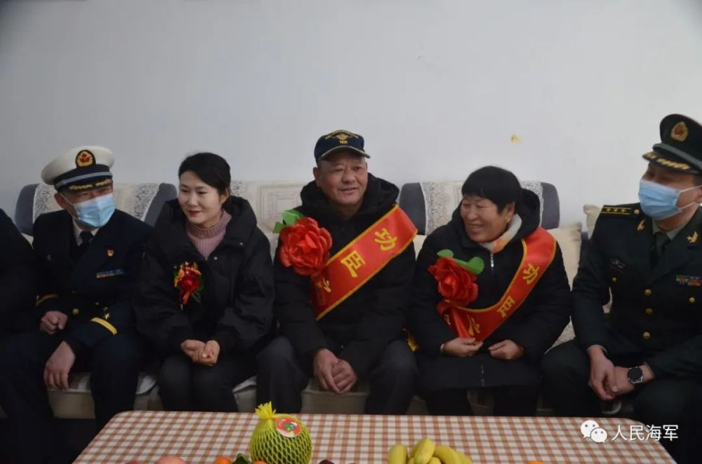 张闯的妻子王亚楠说'等我有时间就回去'这是张闯跟我说过最多的一句