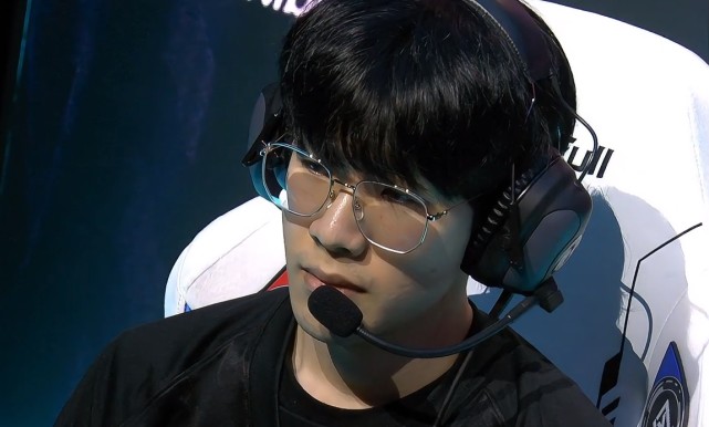 theshy妈妈看不下去了发长文解释真相住地下室是我们自愿的