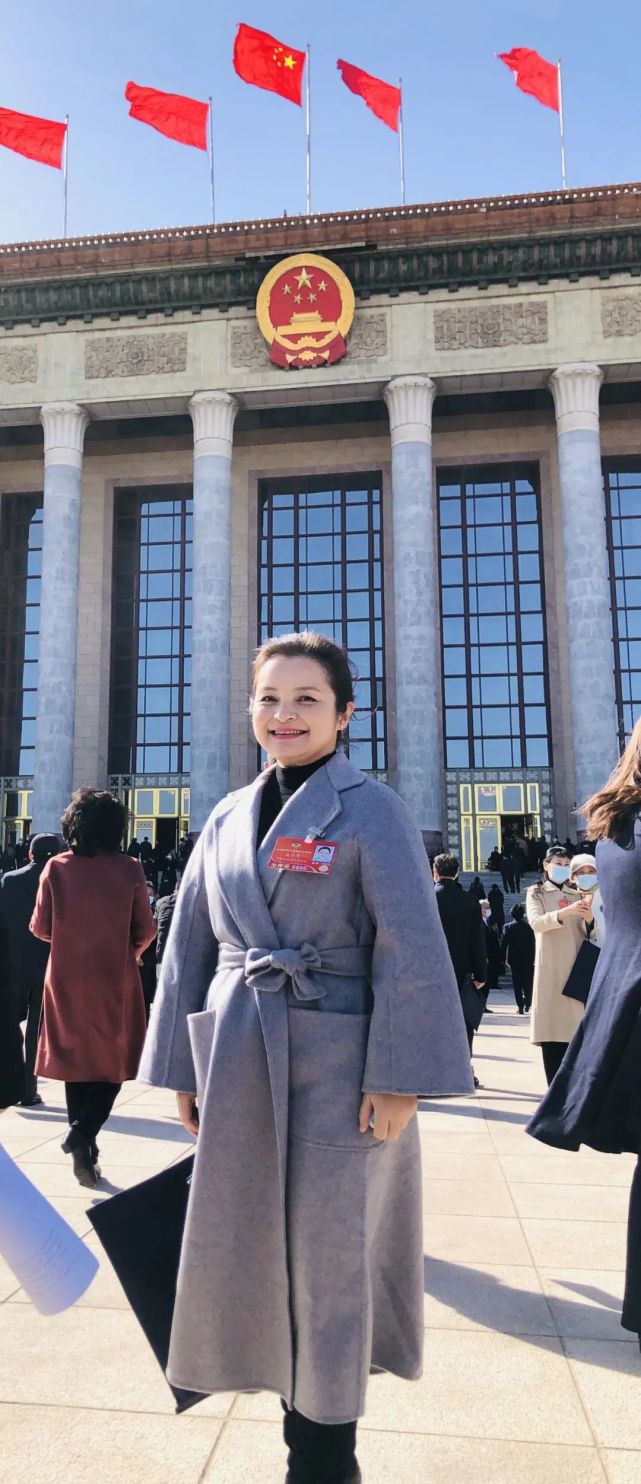 1000万人大关当前这些毕业生就业更需关怀