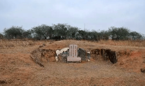 东西南北门,纵横十字街"丰顺县汤坑镇柯屋寨"与虱母仙的传说
