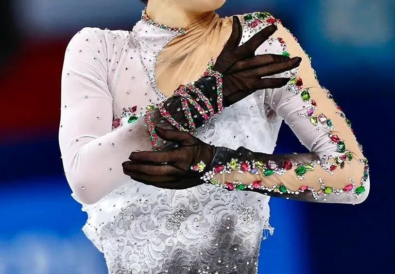 冰上羽衣那些伴随羽生结弦成长的绝美考斯腾