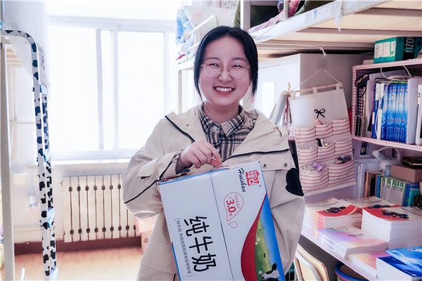 疫情下被花样"宠溺"何氏医学院学生说:这学校能处_腾讯新闻