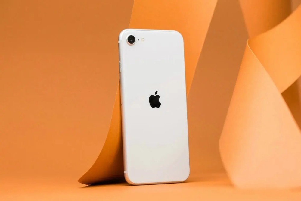 iPhone SE3开卖4天，部分用户收到了产品并反馈了评价