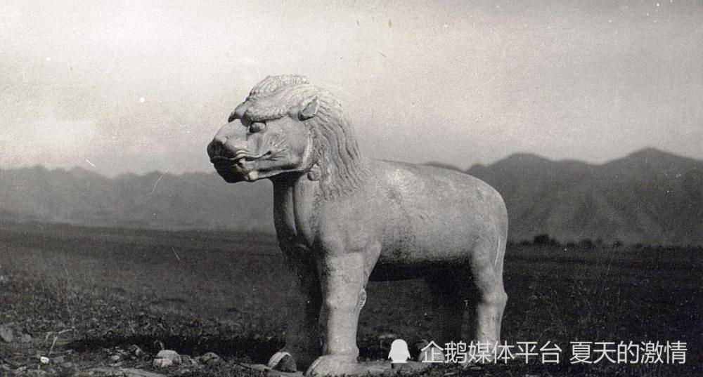 老照片1926年北京十三陵破败得很新概念英语第二册课文
