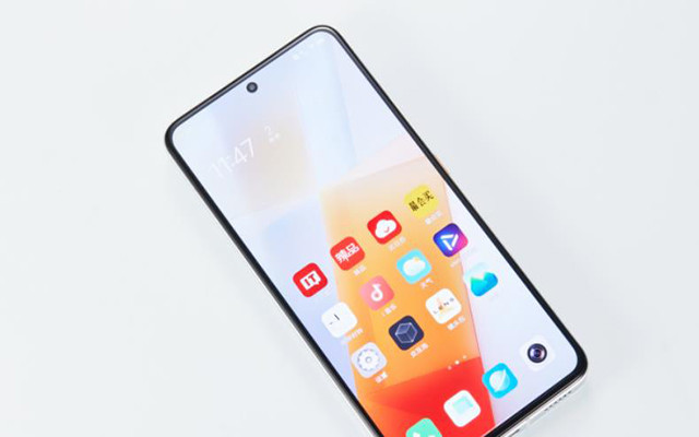 跳水超1000元,vivo iqoo 8值不值得入手呢?