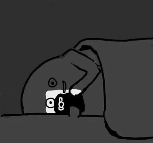 经常熬夜玩手机,太伤眼?这2大技巧掌握了,比开夜间模式更有效!