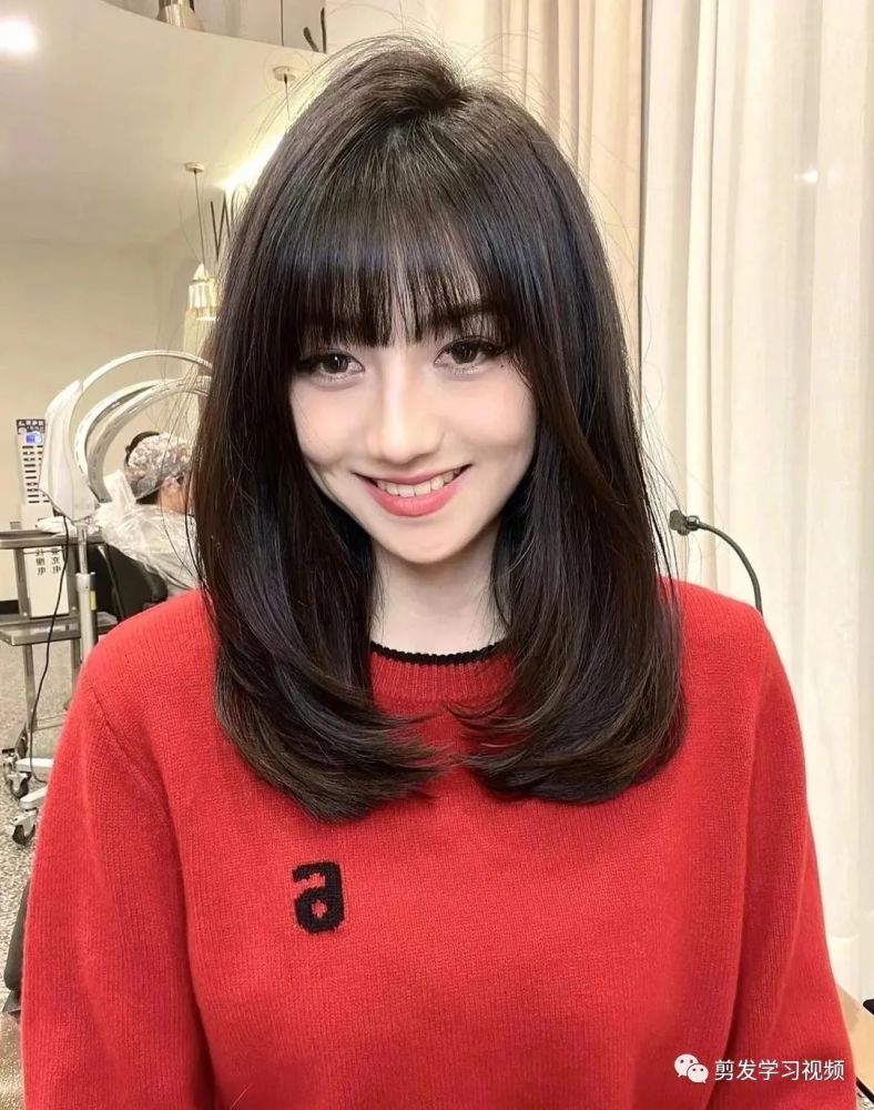 "初恋内扣锁骨烫"春天烫,减龄又好看!_腾讯新闻