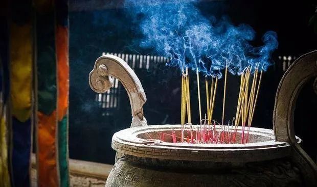 嗣汉天师府 | 道教祖庭福生無量转发分享    功德无量分享此文一切