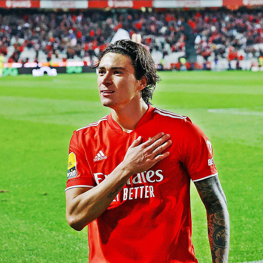 曼联寻找卡瓦尼接班人两人已成引进目标卡瓦尼或免费转会国米