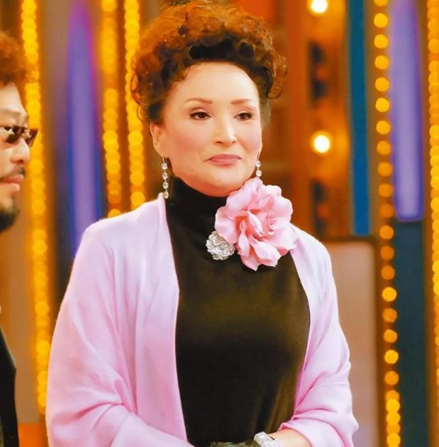 陈莎莉:凭《哑巴新娘》爆红,曾两婚两离,为儿子终身不嫁