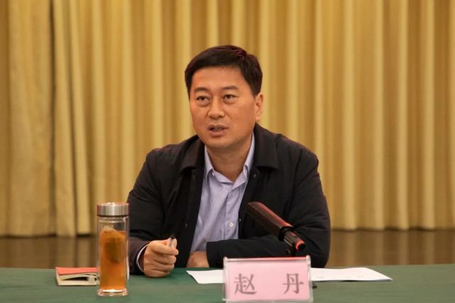 县委副书记,县长赵丹主持召开专项债项目推进会