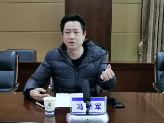 评选结束后,局党委委员,政工室主任沙海波和相关工作人员及部分获奖