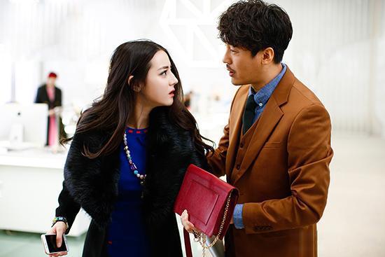 《克拉恋人》霸道总裁与碎嘴明星,沈东军给了高雯独一无二的偏爱_腾讯