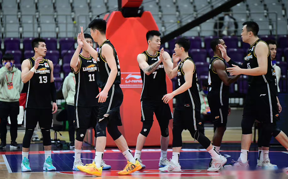 辽篮不敌山西 遭遇赛季首败|32胜10负！辽篮常规赛总结被广东双杀夺得季军。 杨明郭艾伦被停赛