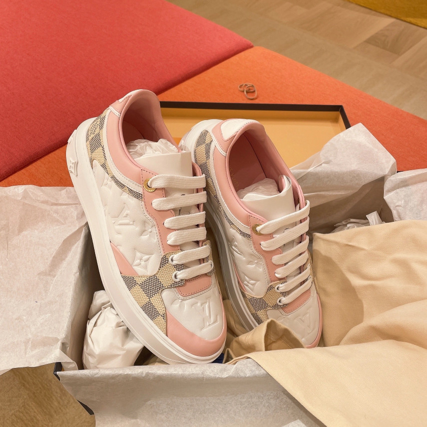 lv新款少女粉棋盘格女鞋