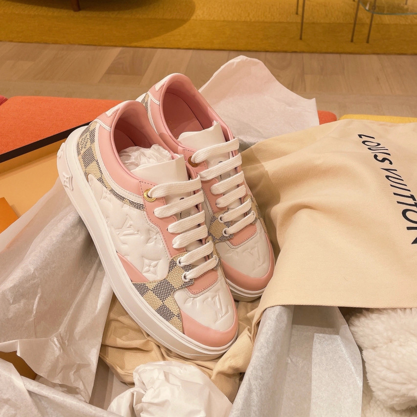 lv新款少女粉棋盘格女鞋