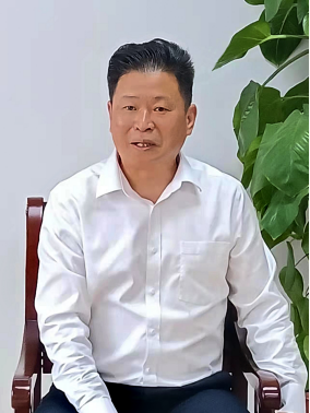 3月21日,英德市委书记张杨彬在接受清远日报记者专访时表示,当前英德