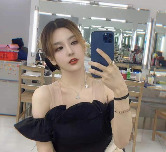 井川里予男友照片曝光rita也有了新恋情小钰才是真的幸福